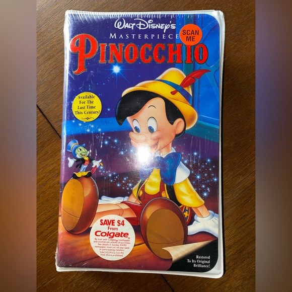 VINTAGE SEALED UNOPENED DISNEY VHS CLAMSHELL TAPES Black Diamond Classics - Picture 8 of 11